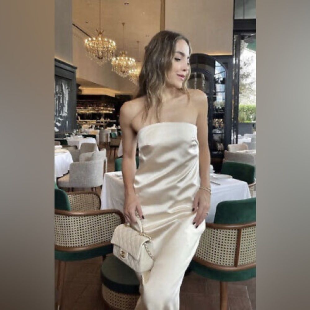 ZARA WOMAN NWT FW22 VANILLA SATIN EFFECT DRESS 8342/230/014